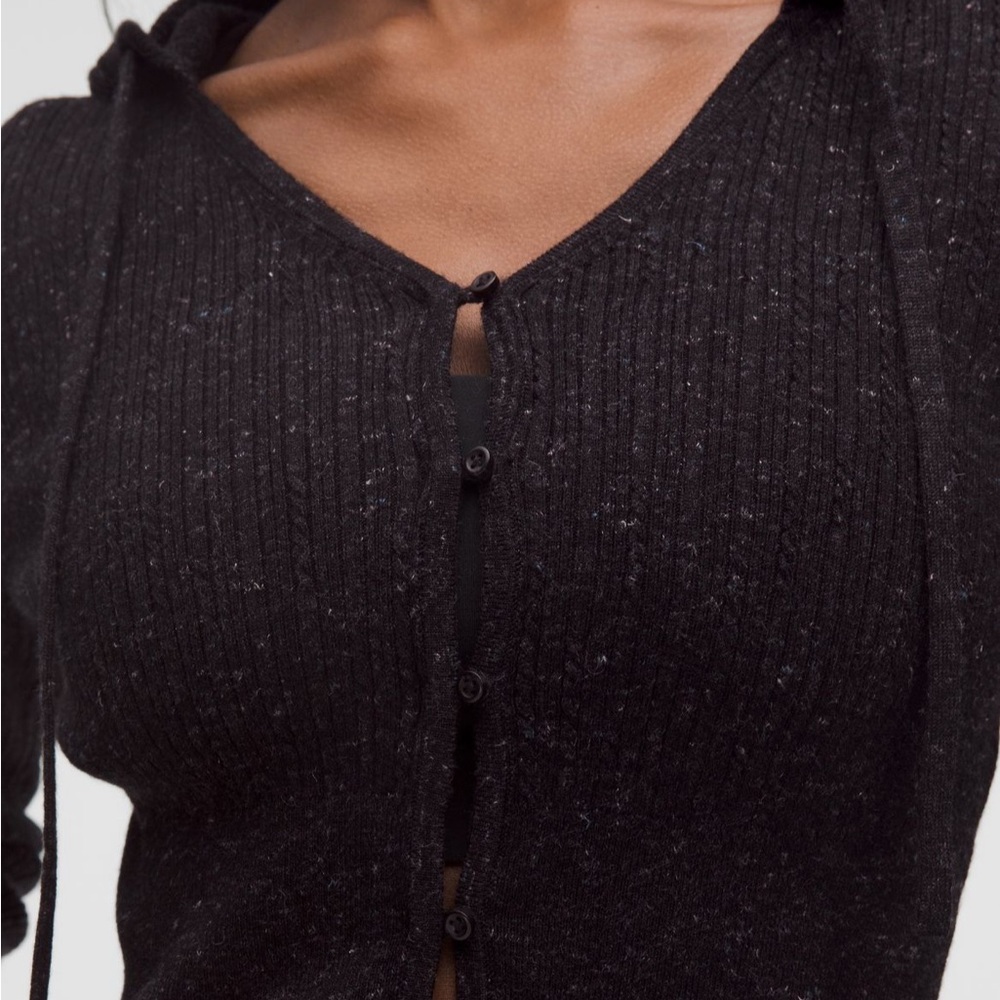 Lululemon Soft Micro Cable Merino
Hooded Cardigan ⭐️ NWT⭐️ XS ⭐️ - Picture 7 of 11